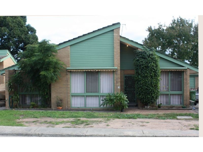 18/17 SPRING ROAD, Springvale South VIC 3172