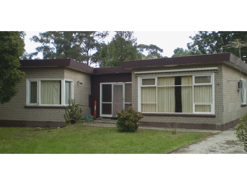 16 Ambrie Cresent, Noble Park VIC 3174