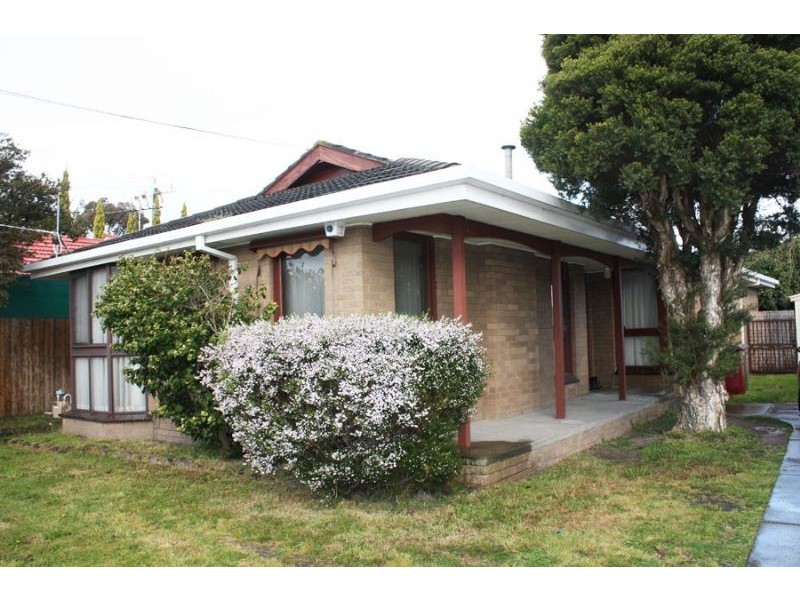 17 Grayling Crescent, Keysborough VIC 3173
