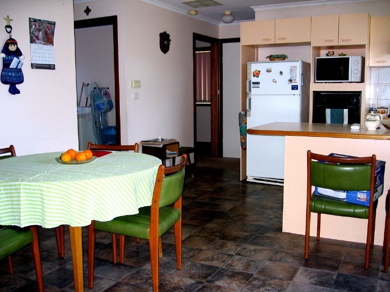 2/5 Simpson Street, Noble Park VIC 3174