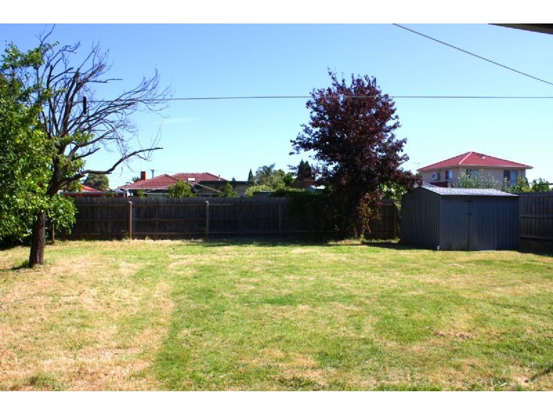 12 Ainsley Avenue, Noble Park VIC 3174