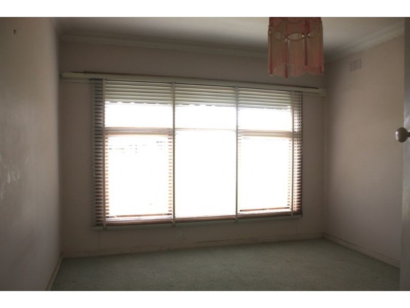 2 Carlson Avenue, Clayton VIC 3168