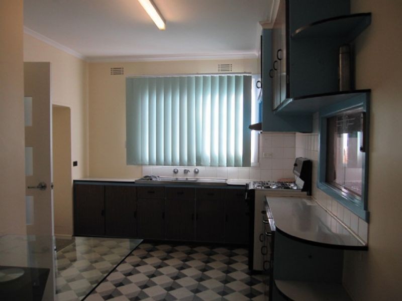 1/12 Hadkinson, Clayton South VIC 3169