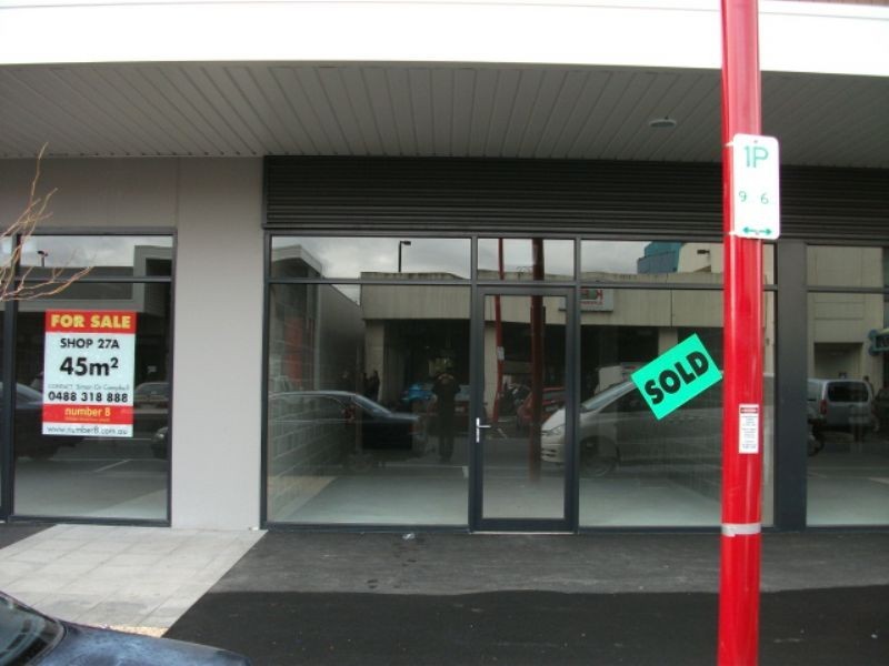 27B/ 8 BUCKINGHAM, Springvale VIC 3171