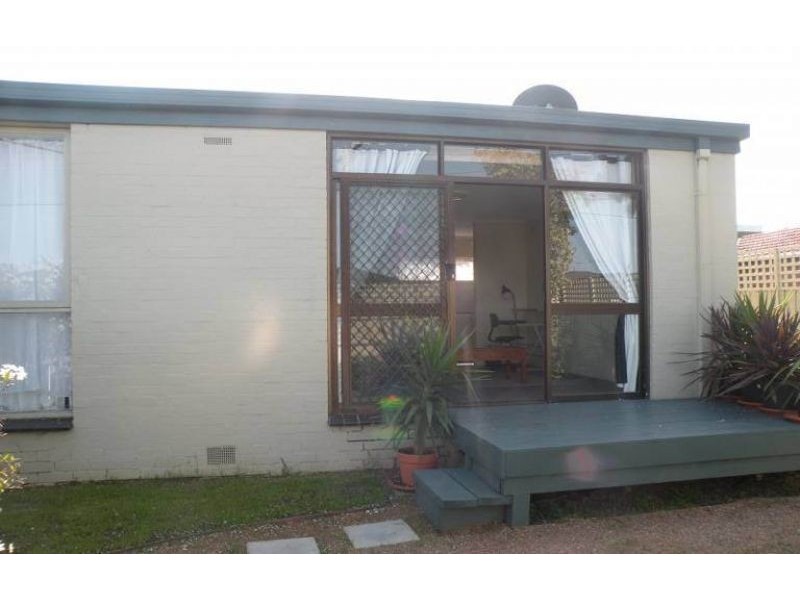 1/25 Kemp, Springvale VIC 3171