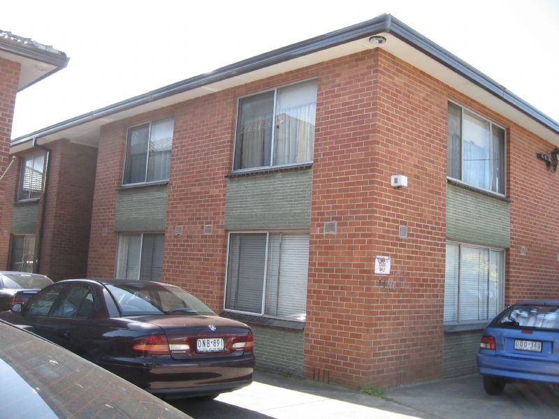 2/14 Kelvin Grove, Springvale VIC 3171