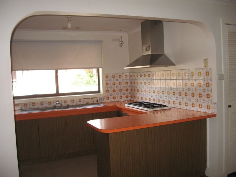 12 Wincanton Court, Noble Park North VIC 3174