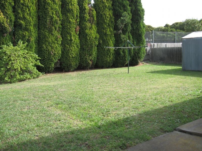 12 Wincanton Court, Noble Park North VIC 3174