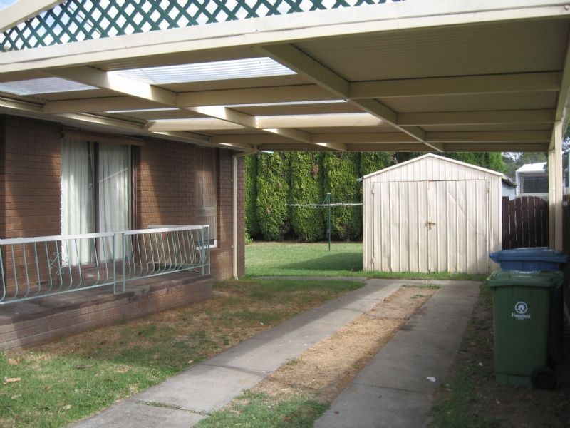 12 Wincanton Court, Noble Park North VIC 3174