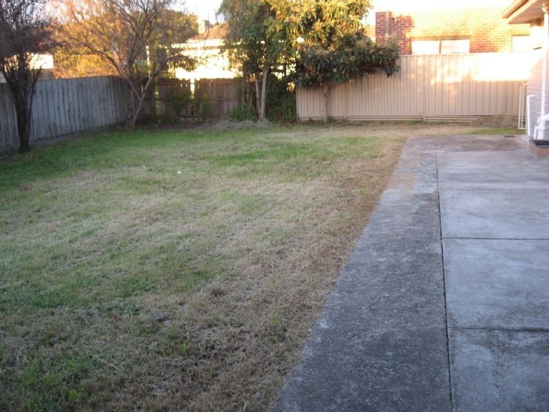 25 Heather Grove, Springvale VIC 3171