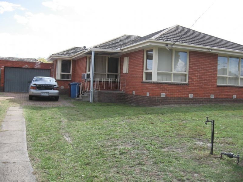 2 Frances St, Springvale South VIC 3172