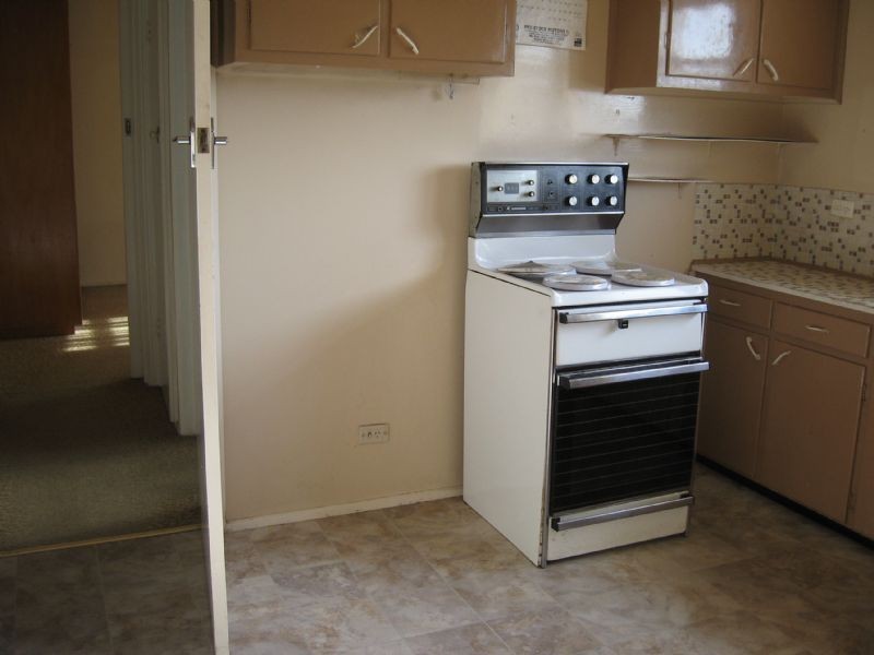 2 Tricia, Springvale VIC 3171