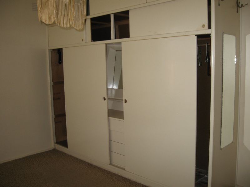 2 Tricia, Springvale VIC 3171