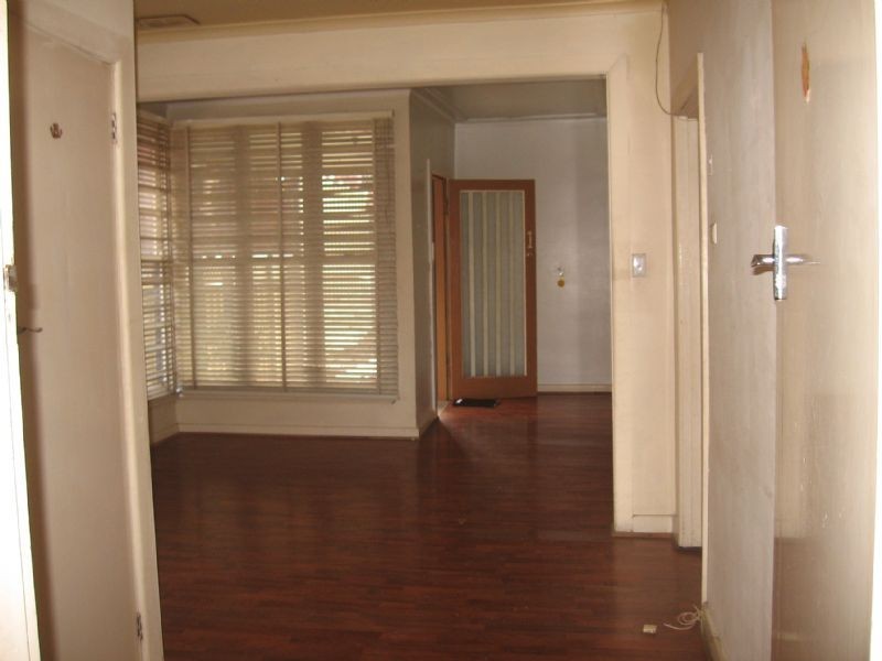 B/4 Lightwood Rd, Springvale VIC 3171