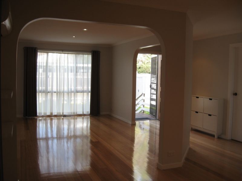 2/9 Lassells Street, Springvale VIC 3171