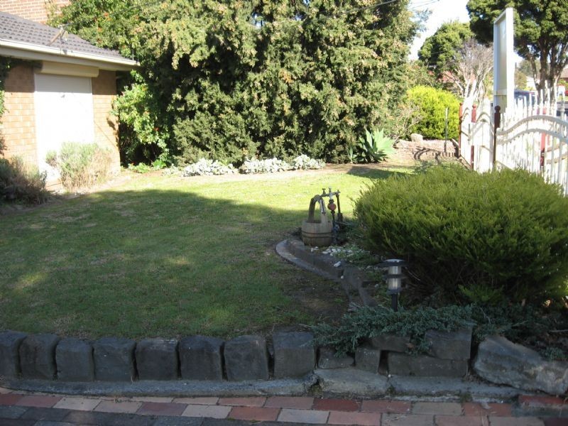 41 Blaxland Drive, Dandenong North VIC 3175