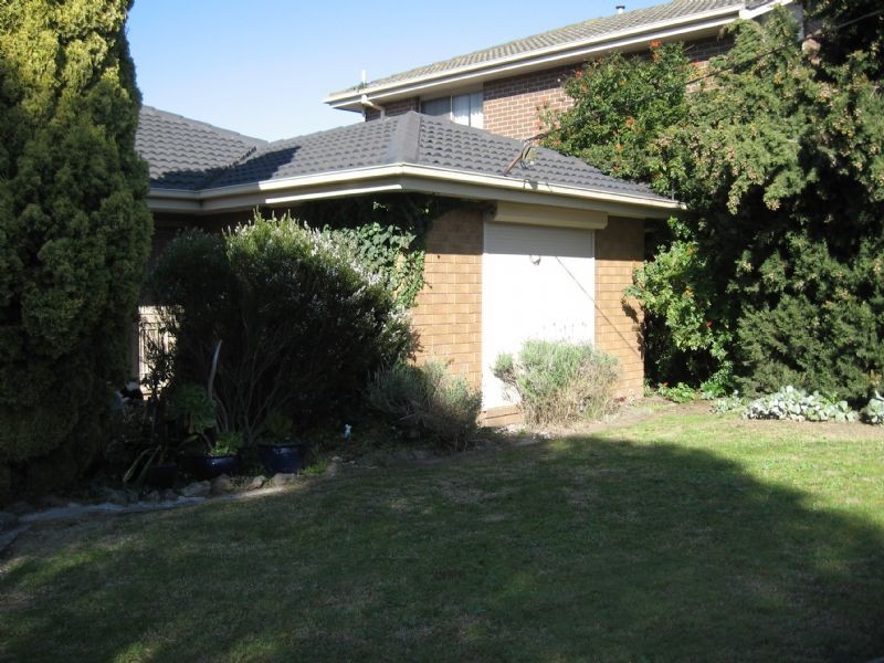 41 Blaxland Drive, Dandenong North VIC 3175