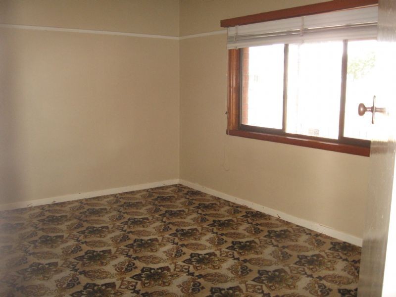 27 St James Avenue, Springvale VIC 3171