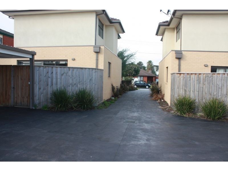 2/51 Tennyson Avenue, Clayton South VIC 3169