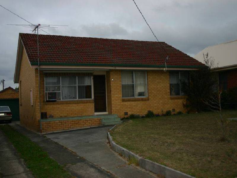 6 Fraser Crescent, Churchill VIC 3842