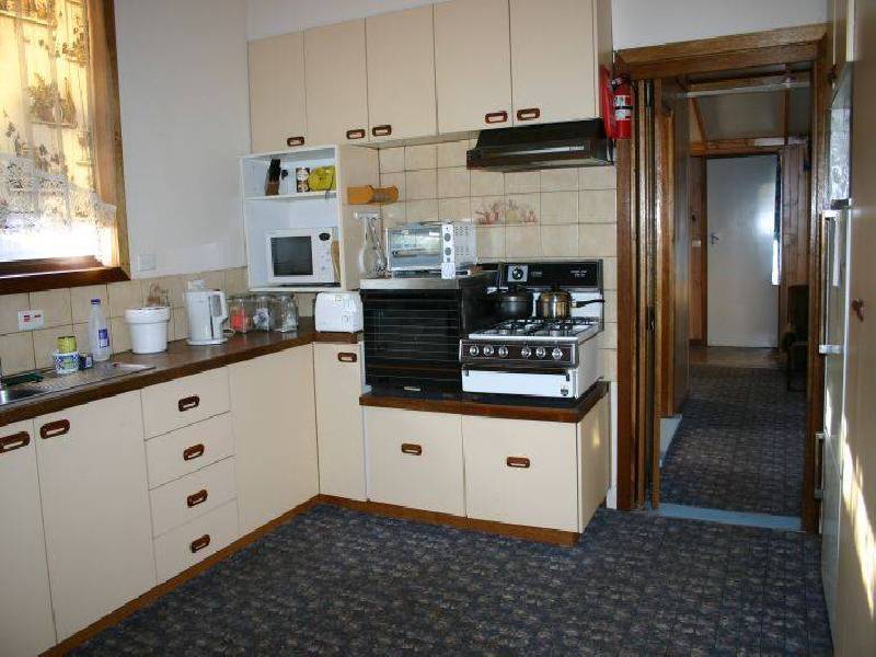 27 Wallace Street, Morwell VIC 3840