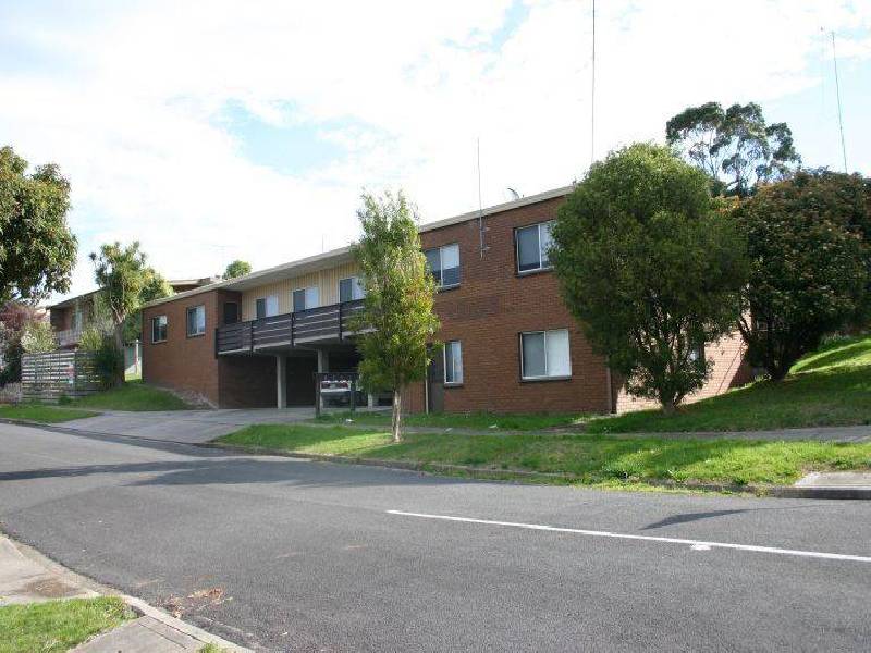 1-4/8 Well Street, Morwell VIC 3840