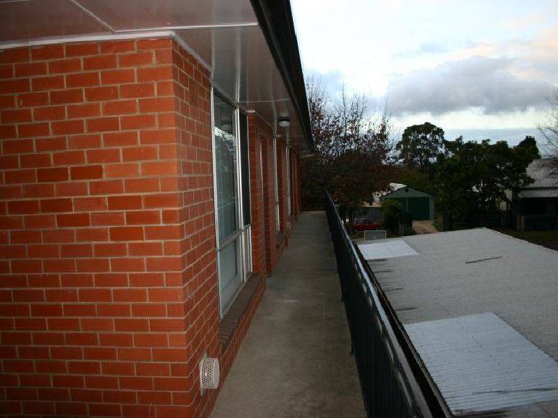 1-8/150 Helen Street, Morwell VIC 3840