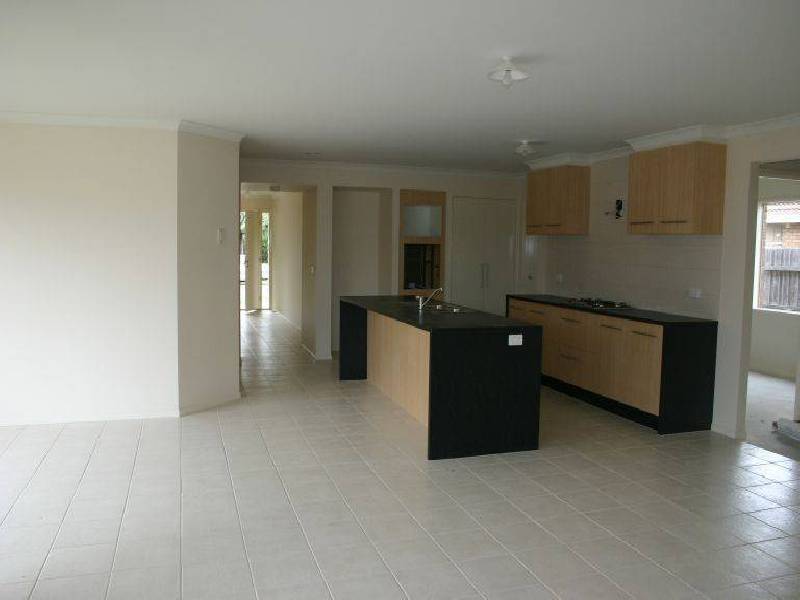 51 The Avenue, Morwell VIC 3840