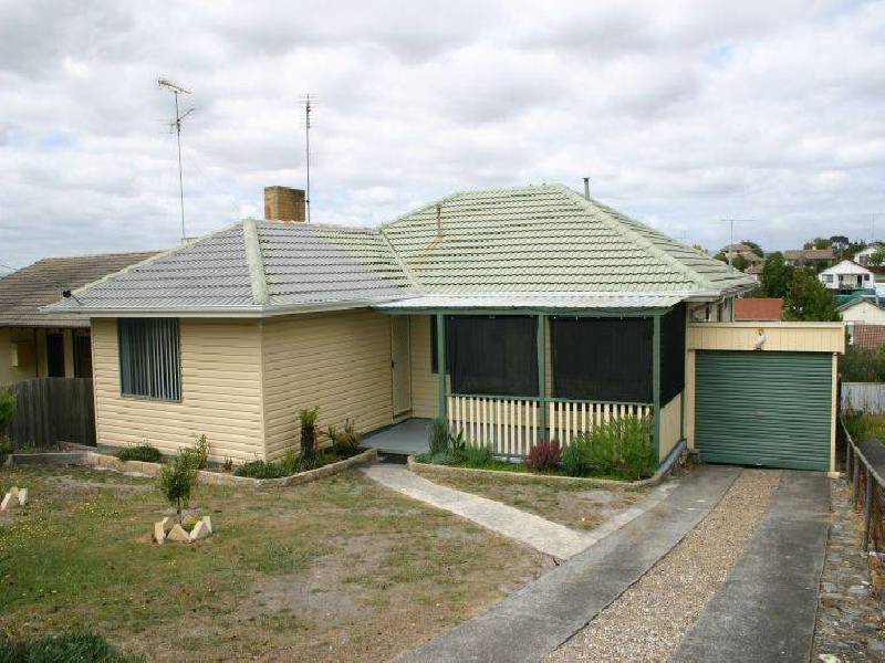 28 Crinigan Road, Morwell VIC 3840
