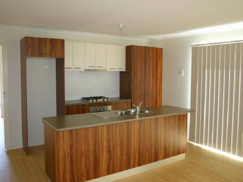 58 Dinwoodie Drive, Moe VIC 3825