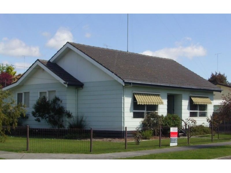 25 Burnside Drive, Morwell VIC 3840