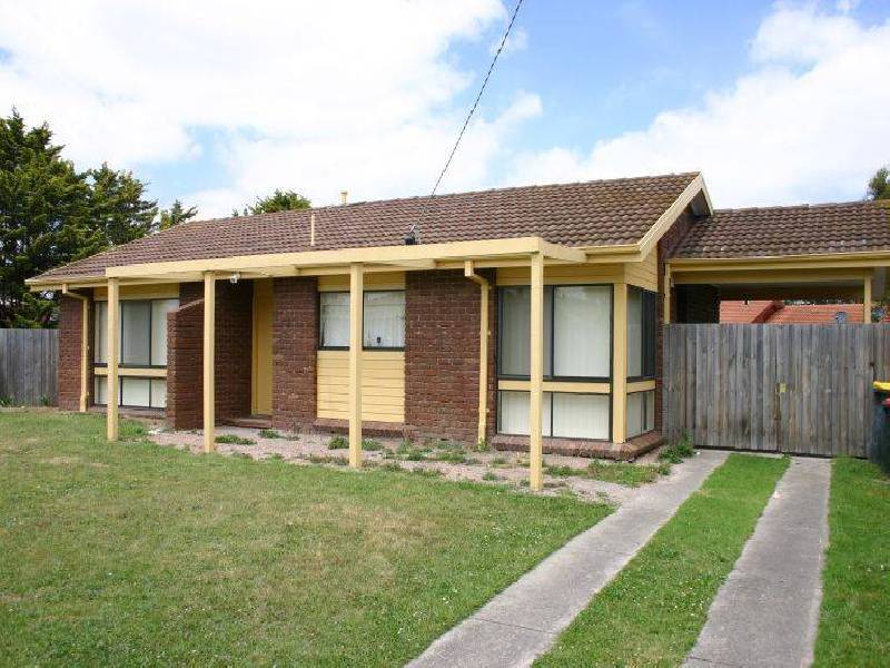 22 Symons Crescent, Morwell VIC 3840