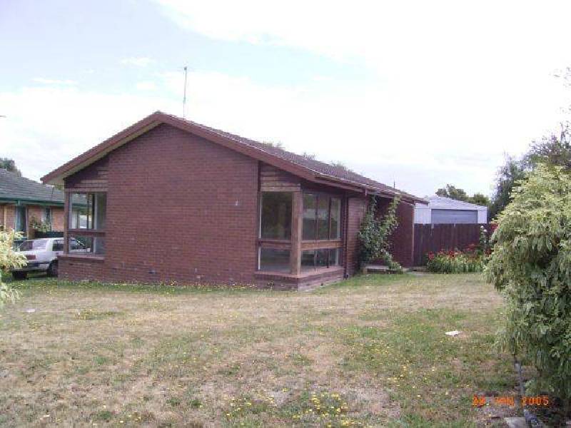 2 Bookoola Place, Churchill VIC 3842