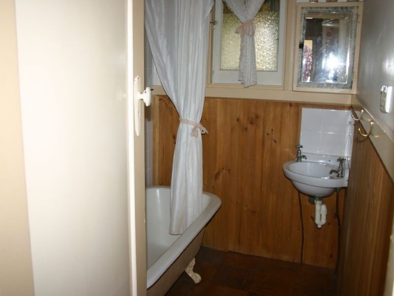 37 Hopetoun Avenue, Morwell VIC 3840