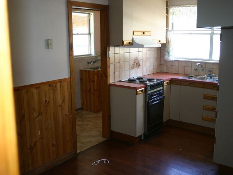 30 Dunbar Grove, Churchill VIC 3842