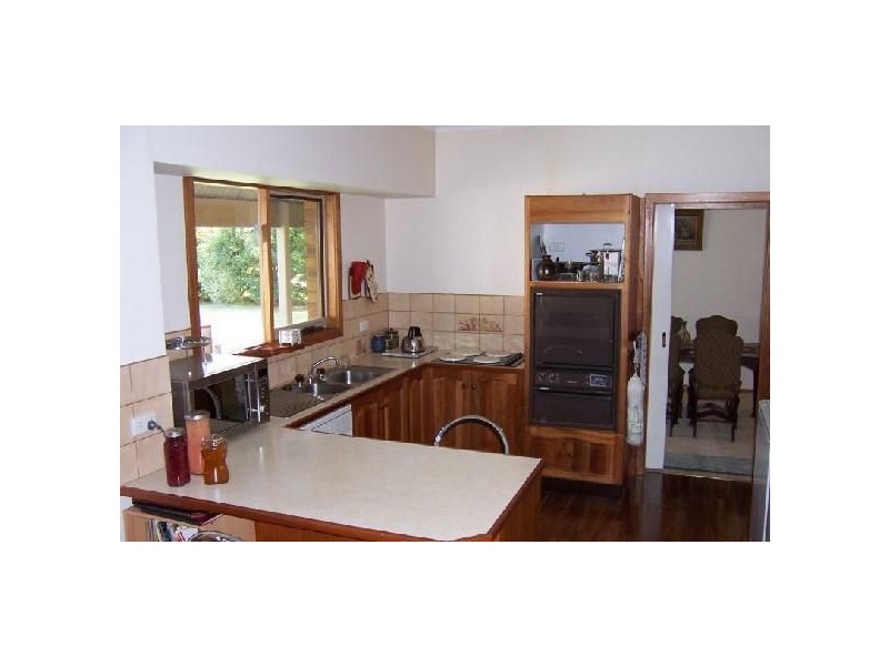 4 Corner James & Considine Place, Yinnar South VIC 3869