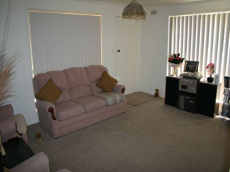 2/29 Airlie Bank Road, Morwell VIC 3840