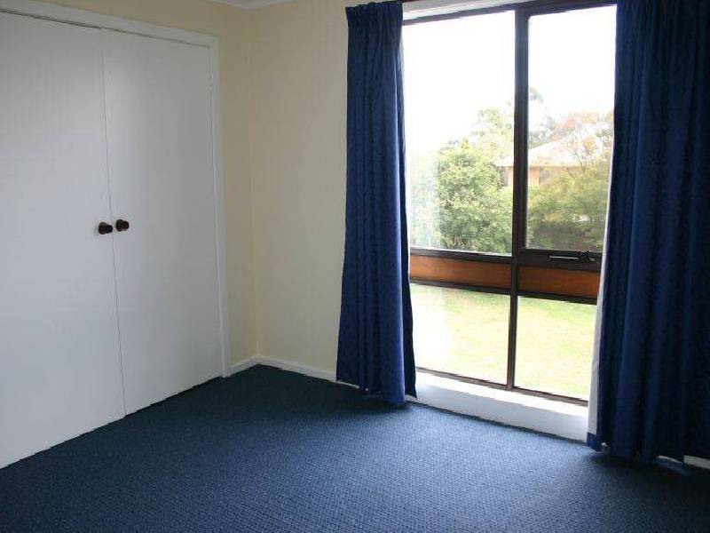 1/9 Hannah Street, Morwell VIC 3840