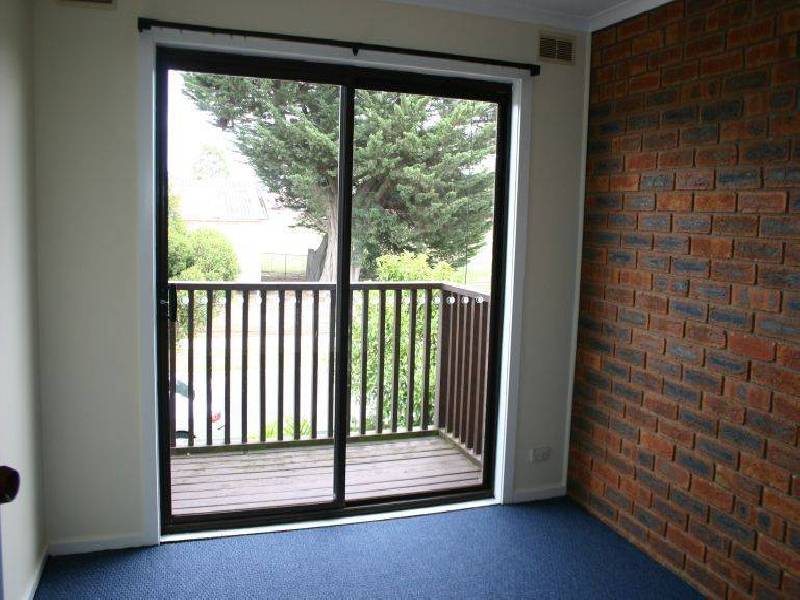1/9 Hannah Street, Morwell VIC 3840