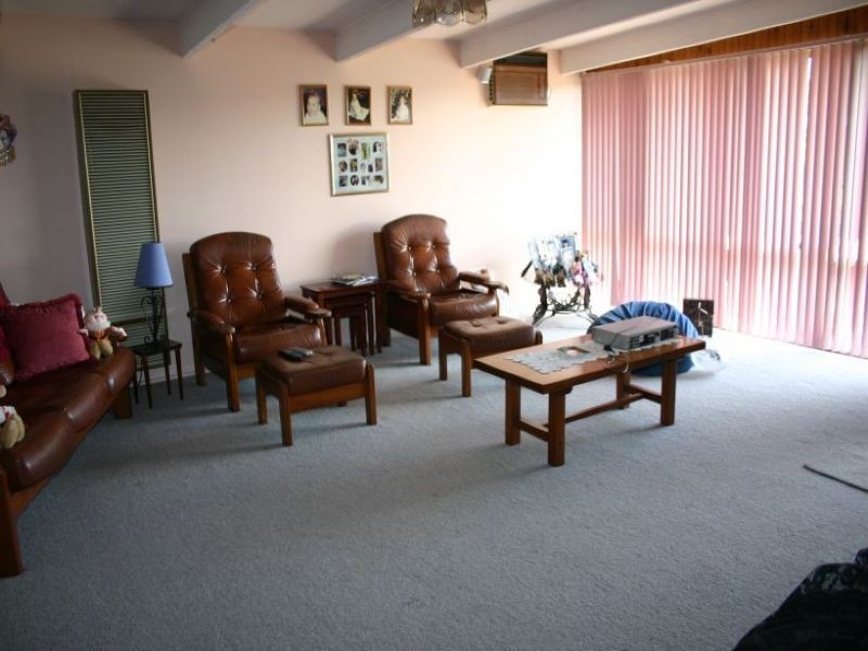 33-35 Chestnut Avenue, Morwell VIC 3840