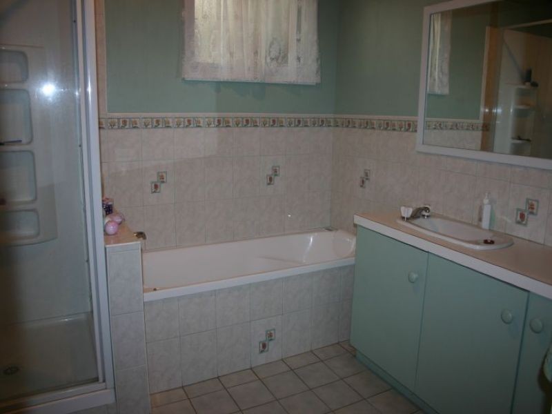 33-35 Chestnut Avenue, Morwell VIC 3840