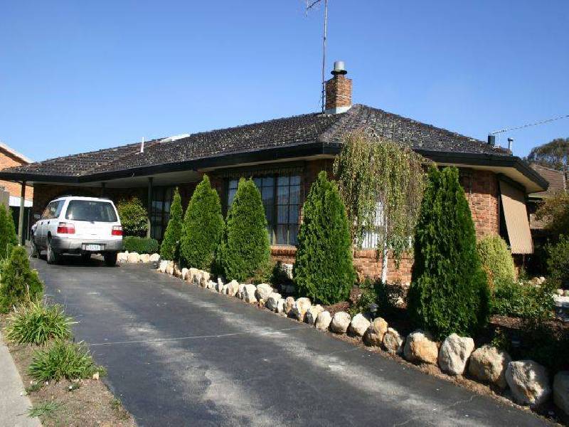 6 Melanie Court, Morwell VIC 3840