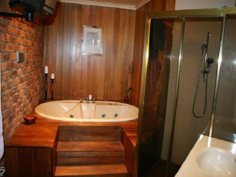 6 Melanie Court, Morwell VIC 3840