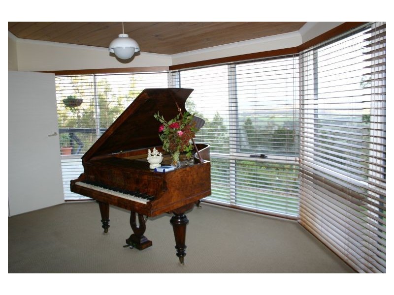 255 Creamery Road, Yinnar VIC 3869