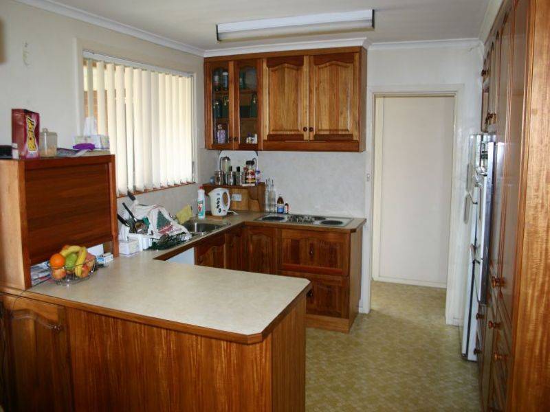 11 Birch Court, Morwell VIC 3840