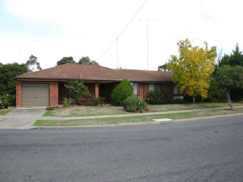 28 Waratah Drive, Morwell VIC 3840