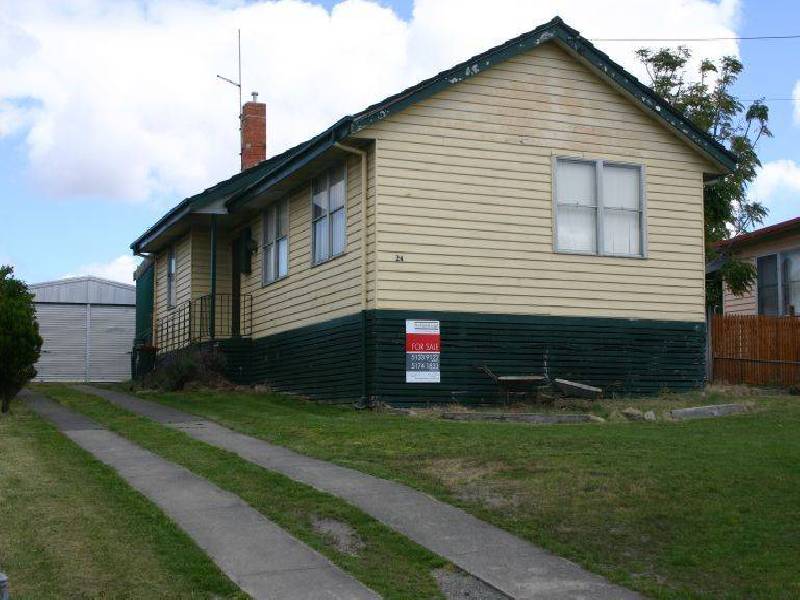 24 Christina Street, Morwell VIC 3840