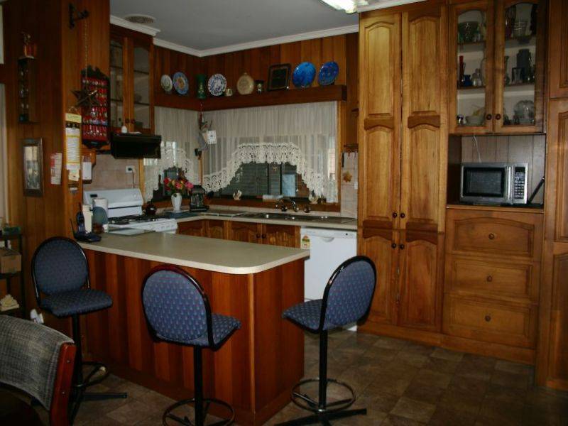 11 Madden Street, Morwell VIC 3840