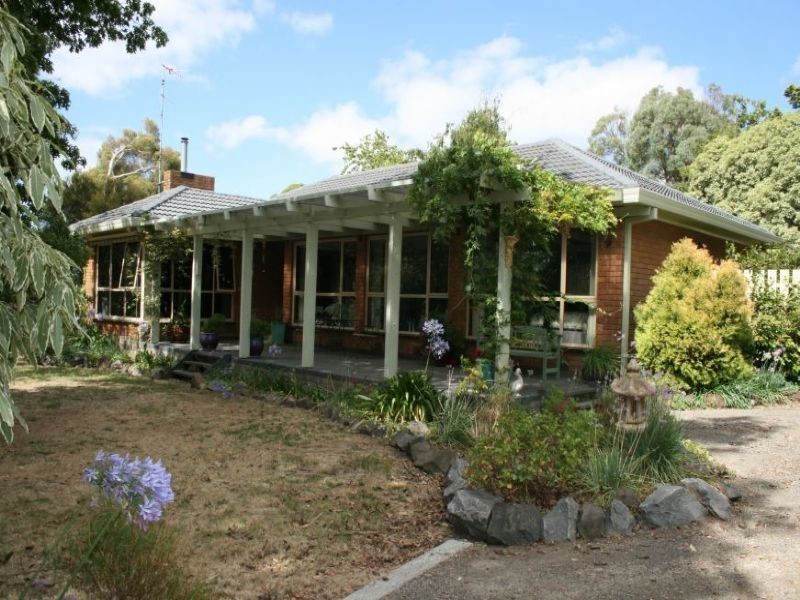 25 Withams Road, Yinnar VIC 3869