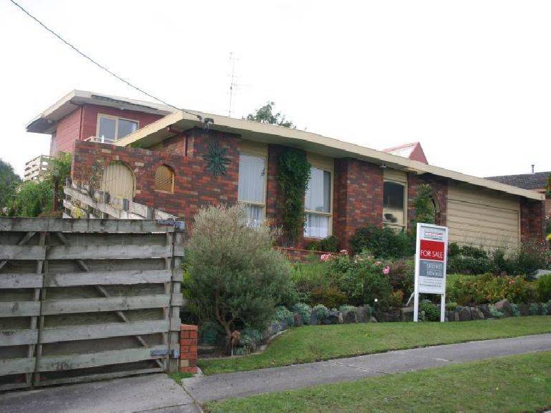 15 Mulcare Crescent, Churchill VIC 3842